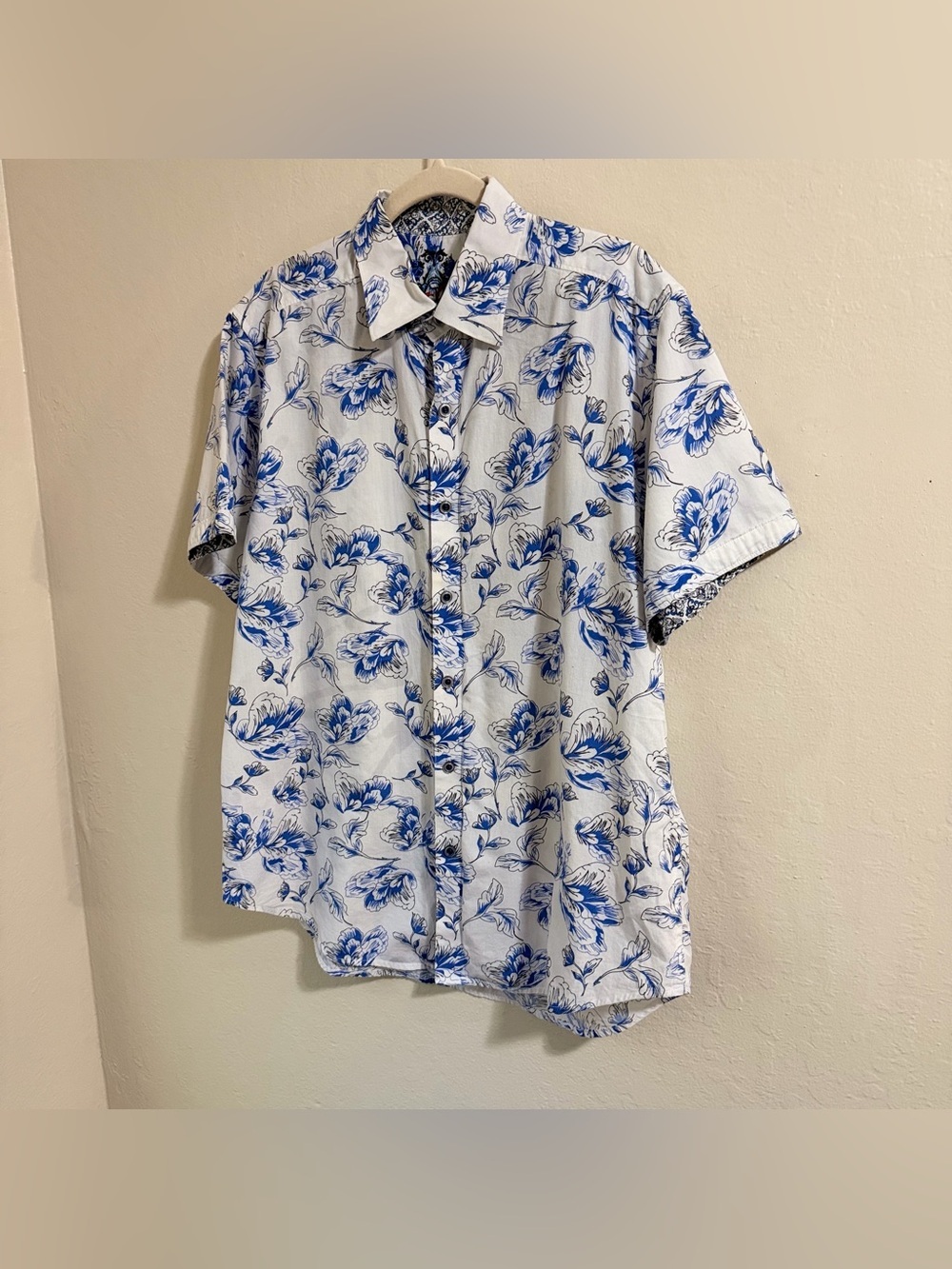 Robert Graham Spencerville Floral Shirt M White‎ Blue Flower Cotton Short Sleeve - Picture 2 of 10